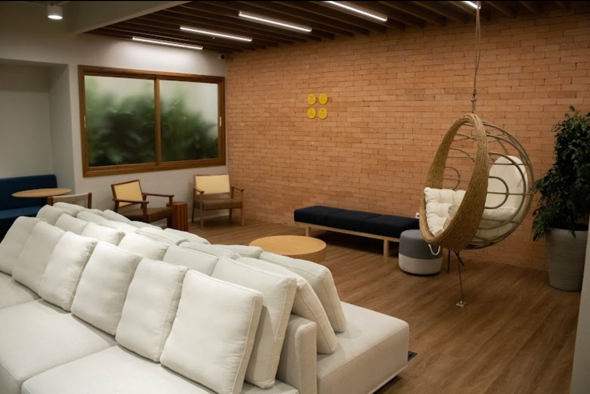 WhatsApp Image 2025-11-03 at 16.17.32